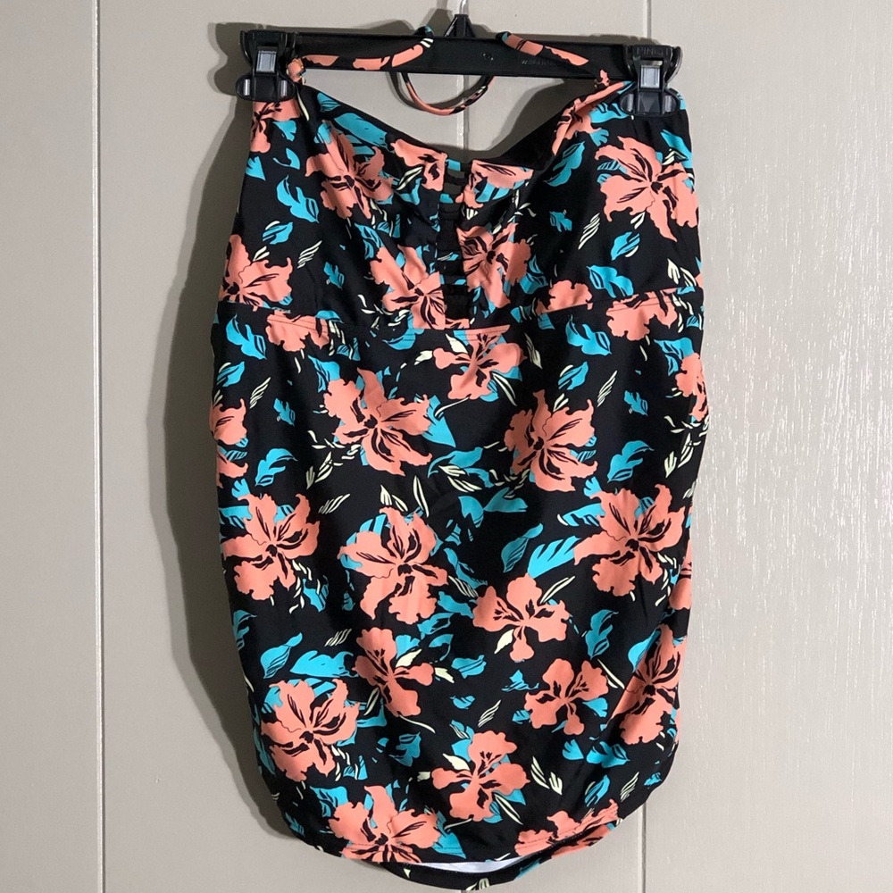 Floral maternity bathing suit